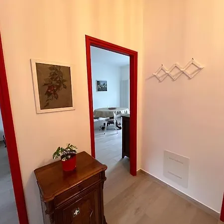 Casa Kiraz Tra E Monti مانديلو ديل لاريو