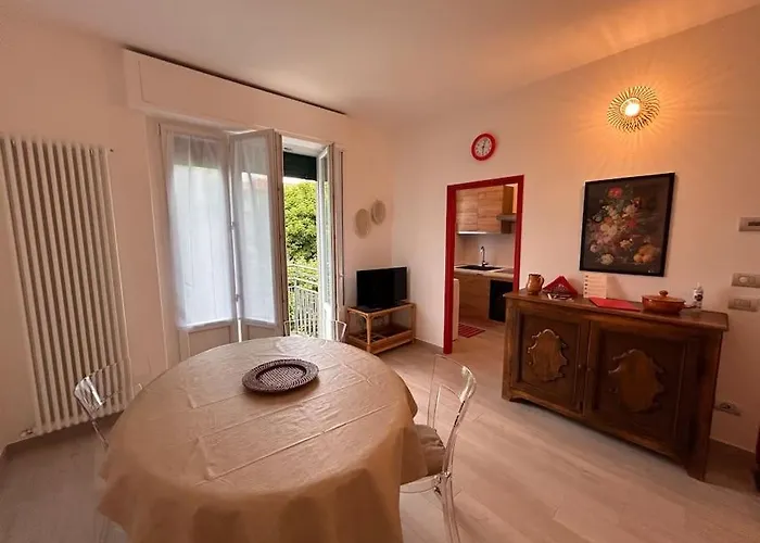 Apartment Casa Kiraz Tra E Monti Mandello del Lario