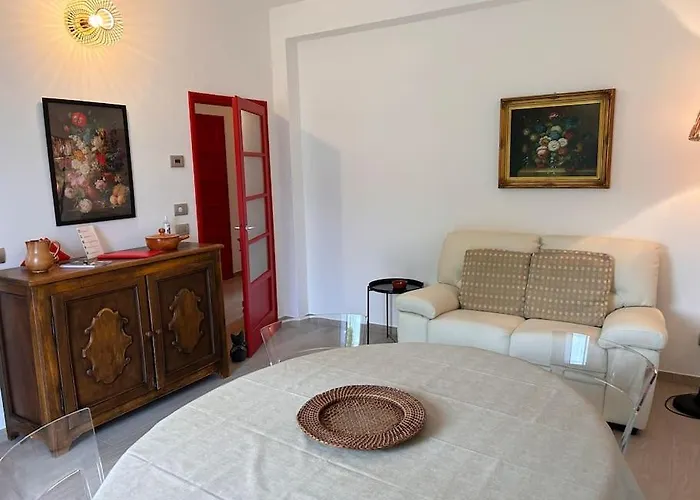 Casa Kiraz Tra E Monti 公寓