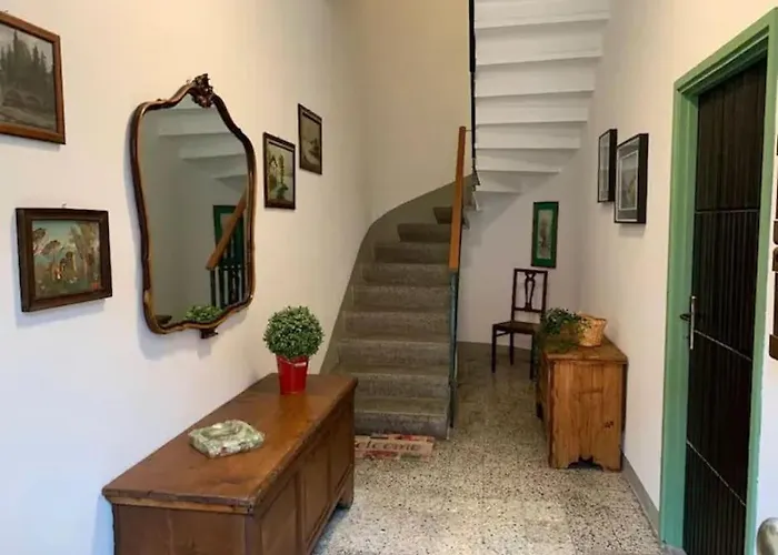 Casa Kiraz Tra E Monti アパート